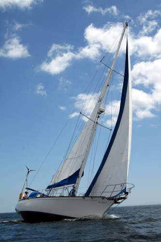 "Windward" Shearwater 39 classic GRP cruiser